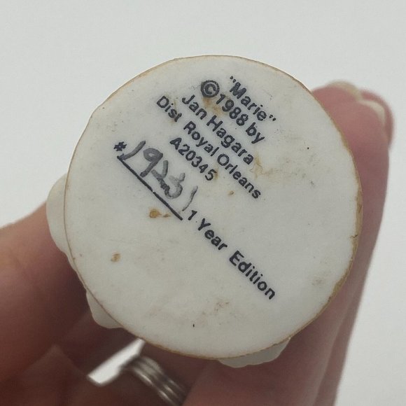 Set of 2 Jan Hagara Royal Orleans 1 Year Edition Year Porcelain Doll Ornaments - Picture 4 of 8